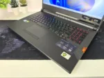 Gejmerski laptop ASUS ROG Strix 17 i7 9th/32GB/1TB/2070/144H - Slika 5
