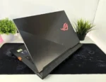 Gejmerski laptop ASUS ROG Strix 17 i7 9th/32GB/1TB/2070/144H - Slika 7