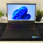 Gejmerski laptop AORUS 15X i7 13HX/32GB/512GB/RTX 4070/2K 240Hz