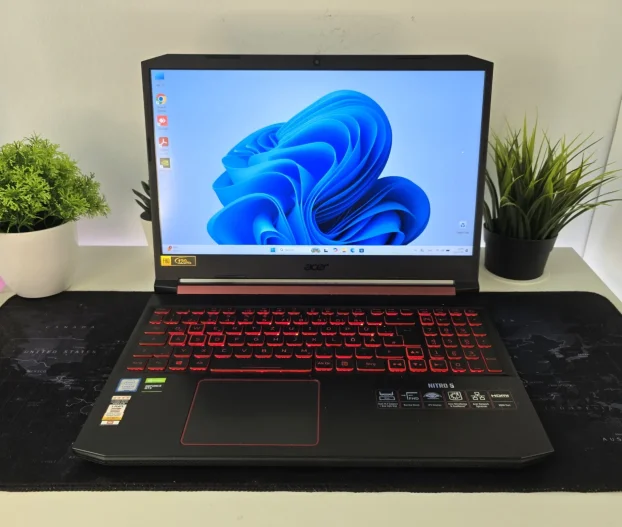 Gaming laptop Acer Nitro i5 8th gen/16GB/1TB NVMe/GTX 1050/120Hz Gejmerski laptop Acer Nitro i5 8th/16GB/1TB NVMe/GTX 1050/120Hz - Image 1