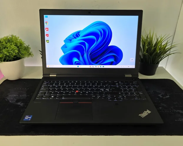 Laptop Lenovo ThinkPad T15g Gen2 i9 11th/32GB/2TB/RTX 3080/4K Laptop Lenovo ThinkPad T15g Gen2 i9 11th/32GB/2TB/RTX 3080/4K - Image 1