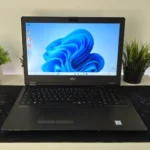 Laptop Fujitsu LIFEBOOK U757 i3 7th/8GB/256GB NVMe/15.6″