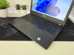 Laptop Fujitsu LIFEBOOK U757 i5 7th/8GB/256GB NVMe/15.6″ FHD